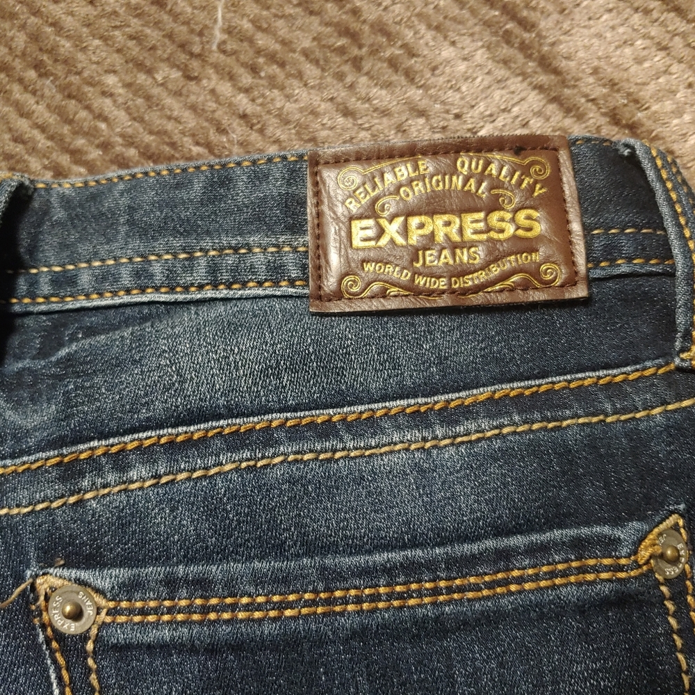 Jeans - Picture 2 of 3